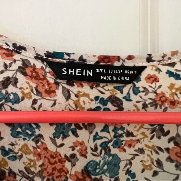 Cream Floral Ruffle Top - Picture 5 of 6